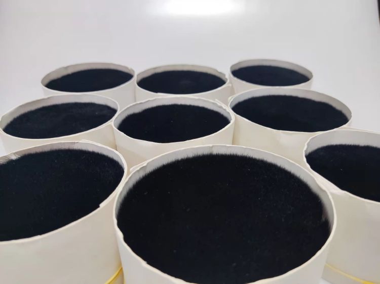 Black-top-synthetic-hair